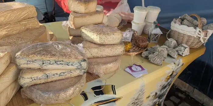 Présentation de nos tommes au marché